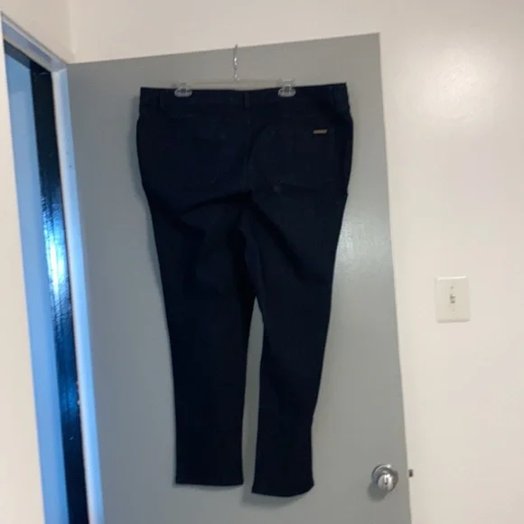 Size 20W Michael Kors Jeans 🦋 - Picture 6 of 11